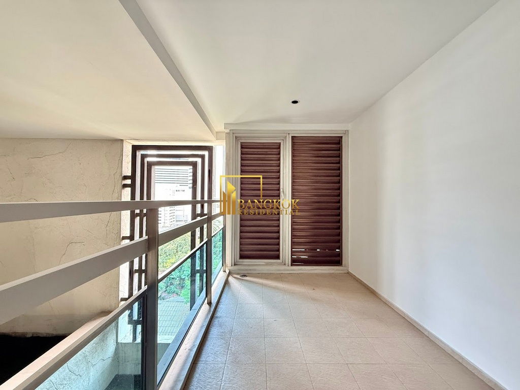 picture Athenee Residence | Contemporary 3 Bedroom Luxury Condo - BR5144CD - 7/56