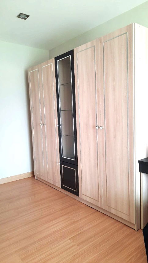 picture Two storey house for rent with 3 bedrooms,3 toilets and 1 kitchen.  - 8/11