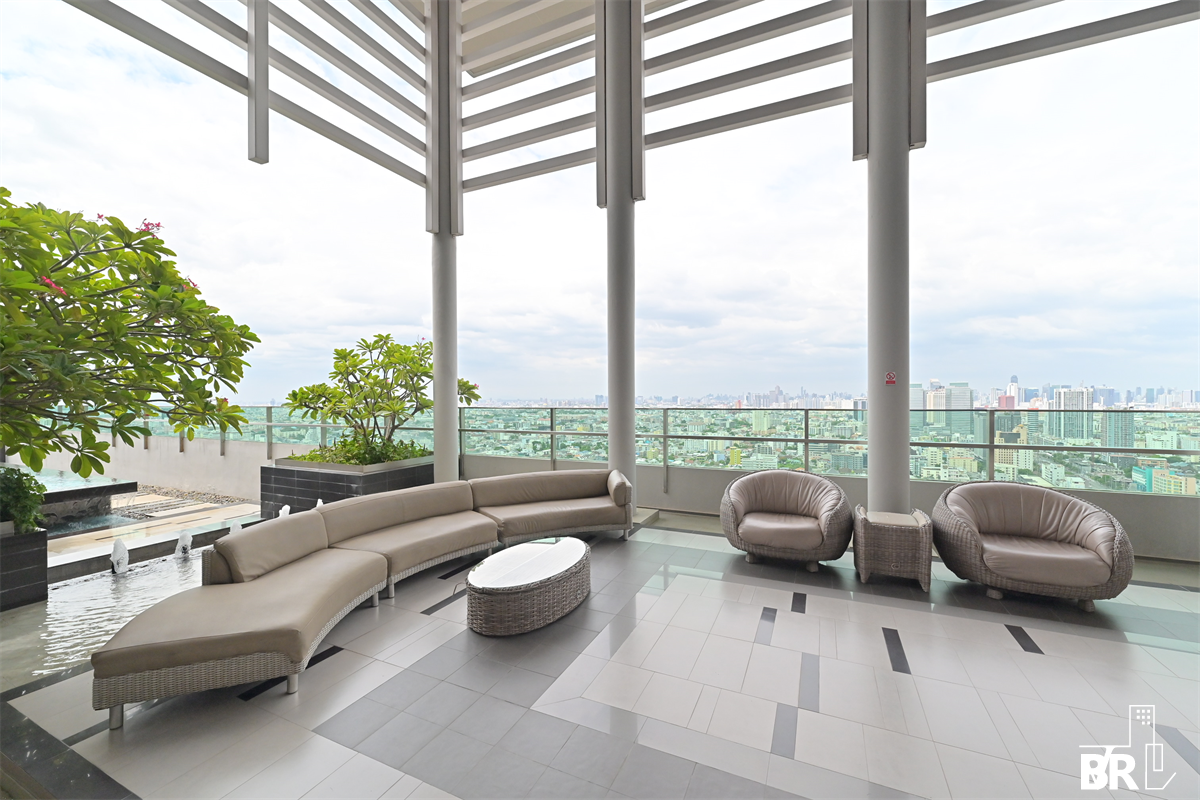 picture Easy Travel, Fully Utilized Space RHYTHM Ratchada near MRT Ratchadaphisek Station - 5/9