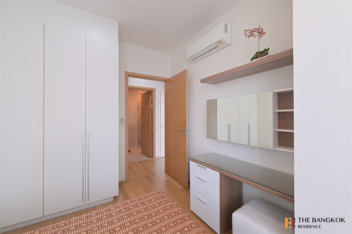 picture 39 by Sansiri near BTS Phrom Phong Easy Travel, Fully Utilized Space - 8/10