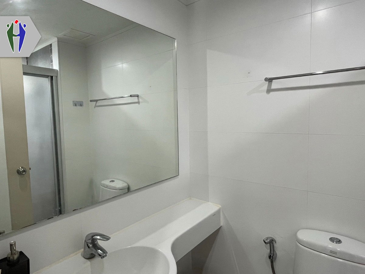 รูป ให้เช่าคอนโด ติดชายหาดจอมเทียน พัทยา พร้อมเครื่องซักผ้า - รูปที่ 10/11