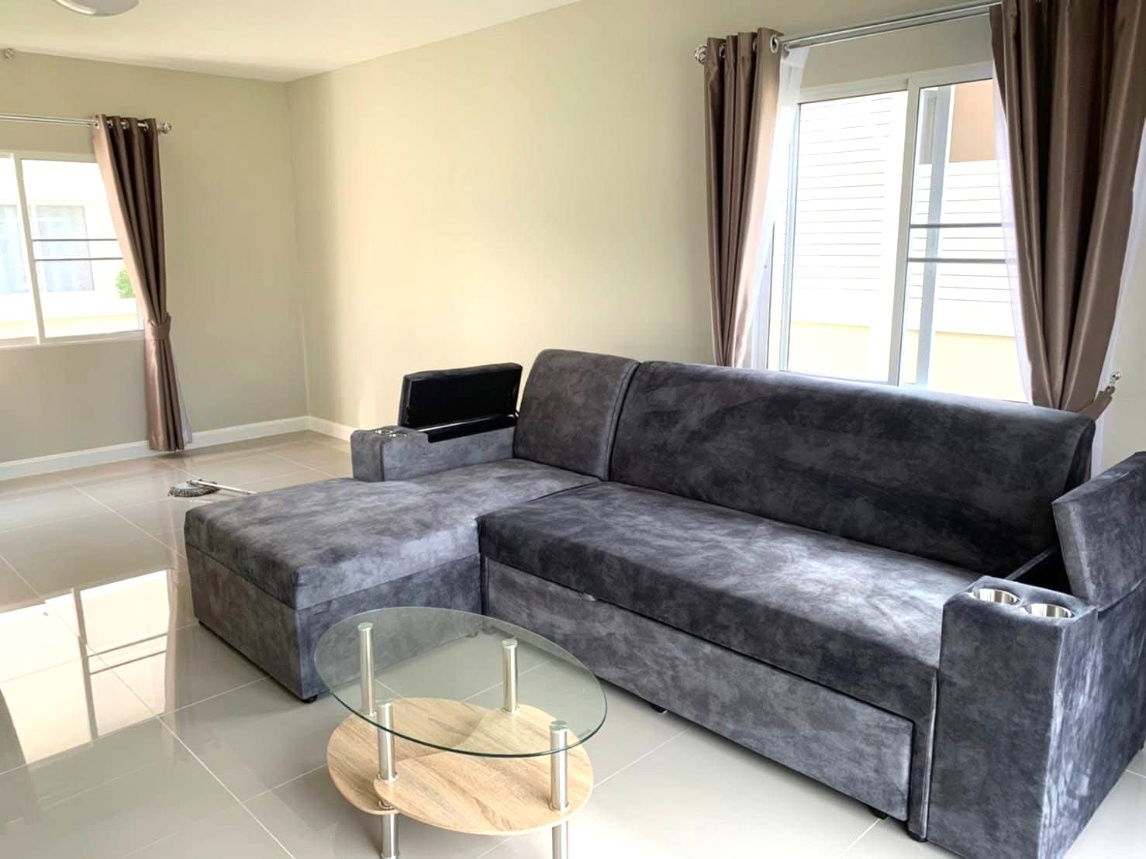 picture Two storey house for rent with 3 bedrooms,3 toilets and 1 kitchen.  - 2/11