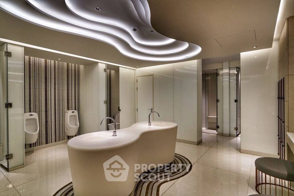 picture 1-BR Condo at The Room Sukhumvit 69 near BTS Phra Khanong (ID 384843) - 2/13