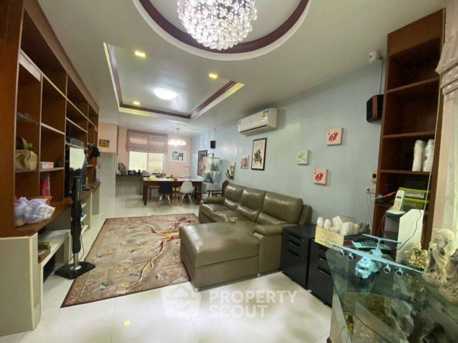 picture 7-BR House at Passorn 7 Rattanathibet near MRT Bang Rak Yai (ID 2386748) - 10/10