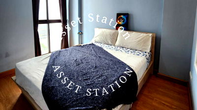 Condos for sale Ratchadaphisek Road : Urgent sale: IDEO Ratchada-Huai Khwang, 1 bedroom, 1 bathroom, beautiful view, near MRT Huai Khwang