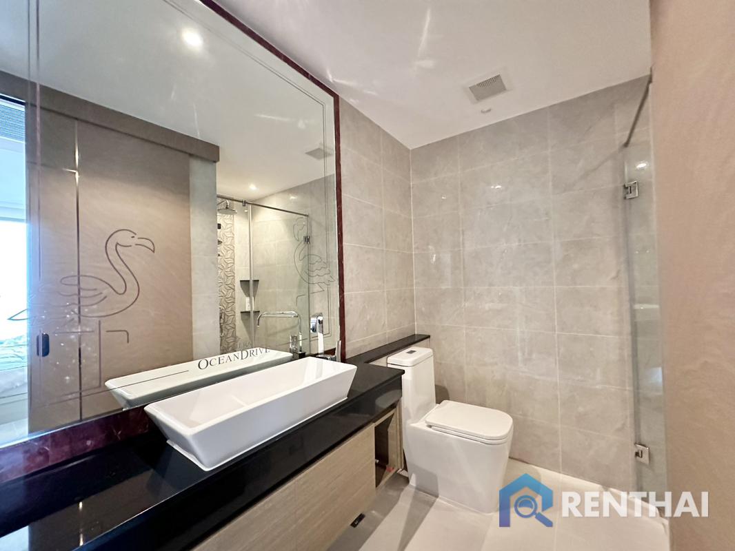 รูป สัมผัสชีวิตหรู วิวทะเล กับคอนโดระดับพรีเมียม The Riviera Ocean Drive เพียง 30,000 บาท/เดือน - รูปที่ 8/25