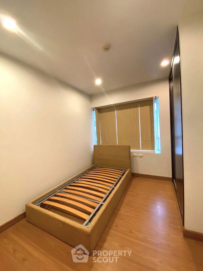 picture 2-BR Condo at Bridge Phaholyothin 37 near BTS Ratchayothin (ID 2387973) - 7/11