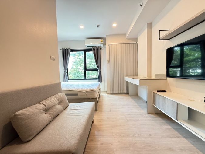 ♦️ให้เช่า escent ville ชั้น4 ตึกเอ วิวต้นไม้ ขนาด24ตรม. ☎️064-792-4426 เบญ