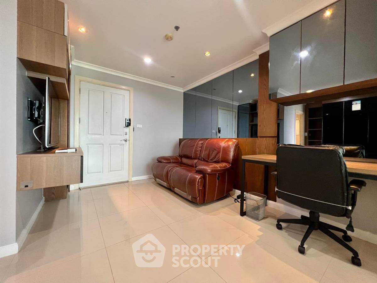 รูป คอนโด 1-ห้องนอน ที่ คอนโด ลุมพินี เพลส พระราม 9 – รัชดา ใกล้ MRT พระราม 9 (ID 936252) - รูปที่ 1/5