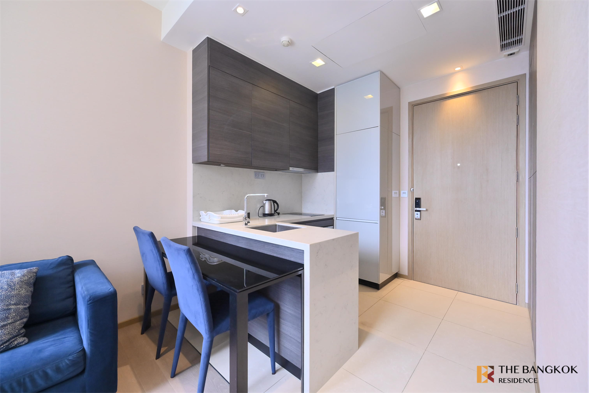 picture The Esse Asoke Condo Near MRT to Save More Time - 4/10