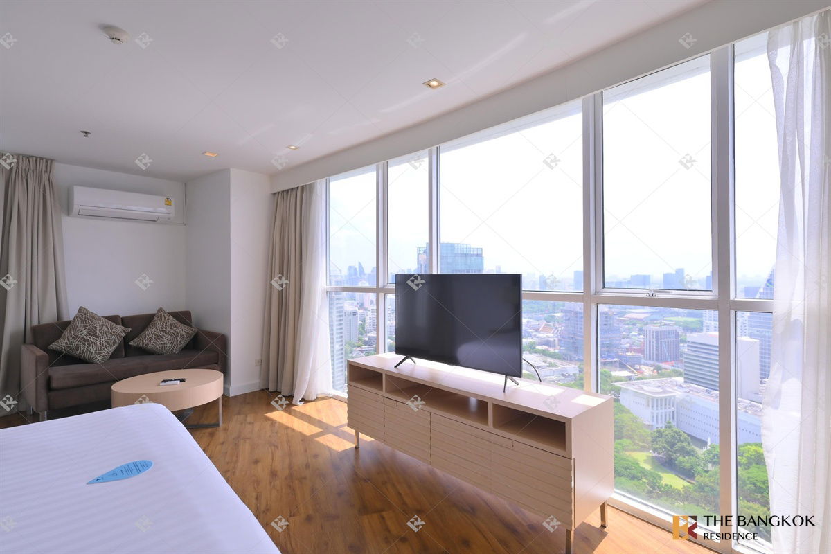 รูป Urbana Langsuan 🌟 Ultimate Living with the Spacious Room, Stunning View, 🌃 Near BTS Ratchadamri - รูปที่ 11/21