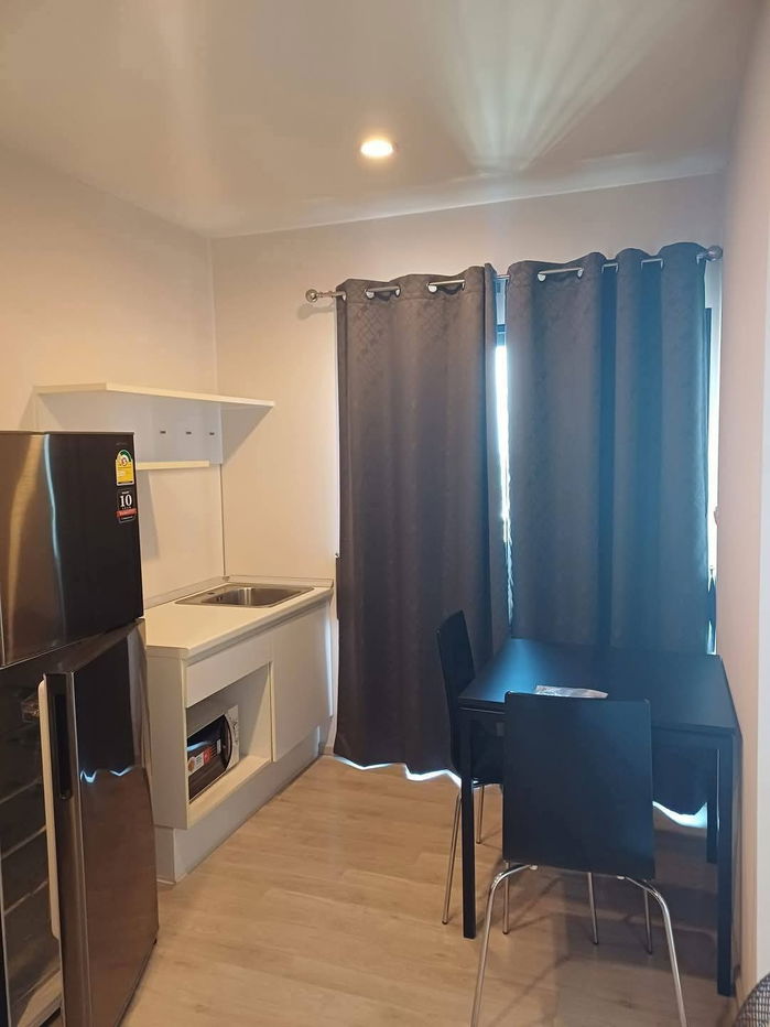 picture Ready to move in Plum Condo Central station - 1/5