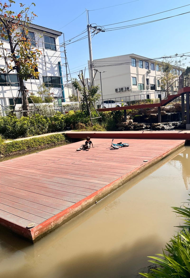 ทาวน์โฮมให้เช่า :  ให้เช่าทาวน์เฮาส์ 2 ชั้น อัลติจูด คราฟ บางนา 2 ห้องนอน 2 ห้องน้ำ (พร้อมเข้าอยู่ มี.ค. 2569)