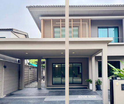 HR2950ให้เช่าบ้านเดี่ยว โครงการ Areeya Como Botanica บางนา ตกแต่งเฟอร์ครบ พร้อมอยู่