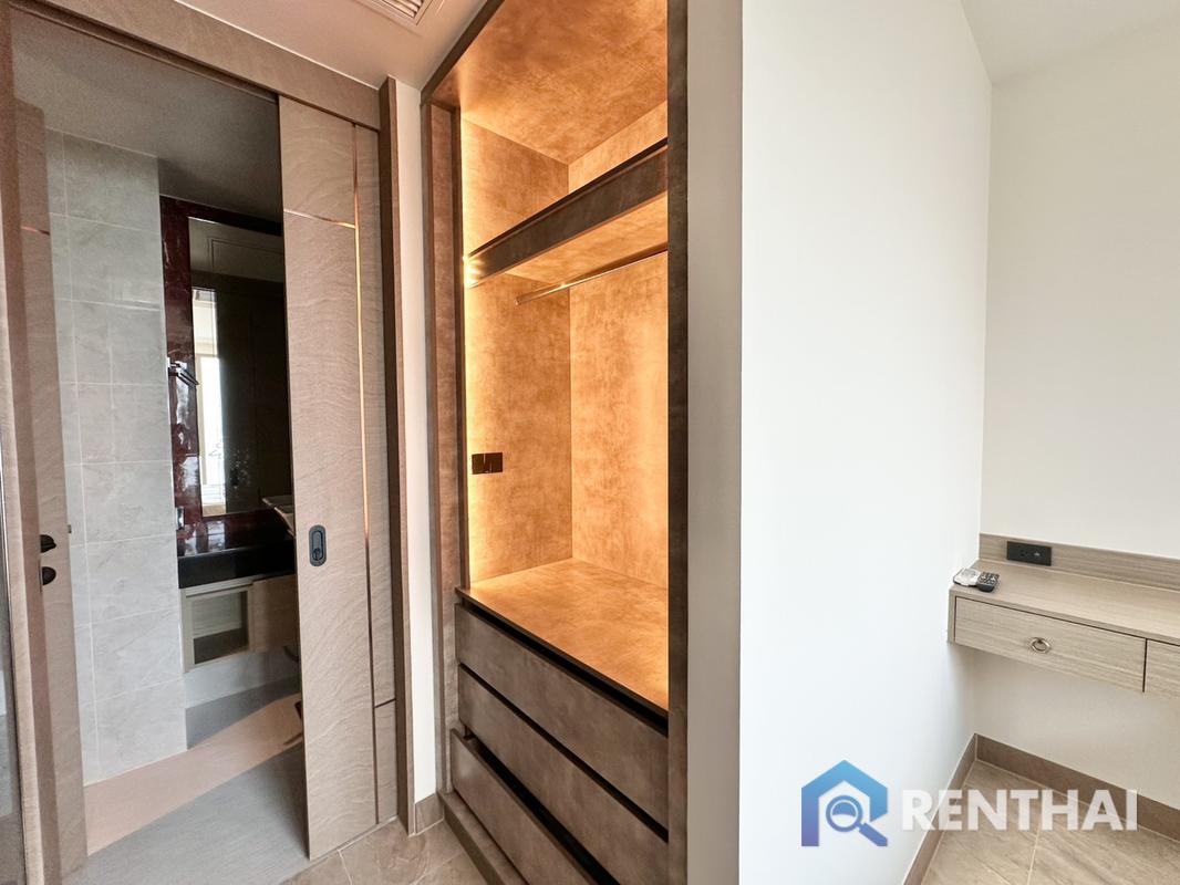 รูป สัมผัสชีวิตหรู วิวทะเล กับคอนโดระดับพรีเมียม The Riviera Ocean Drive เพียง 30,000 บาท/เดือน - รูปที่ 7/25