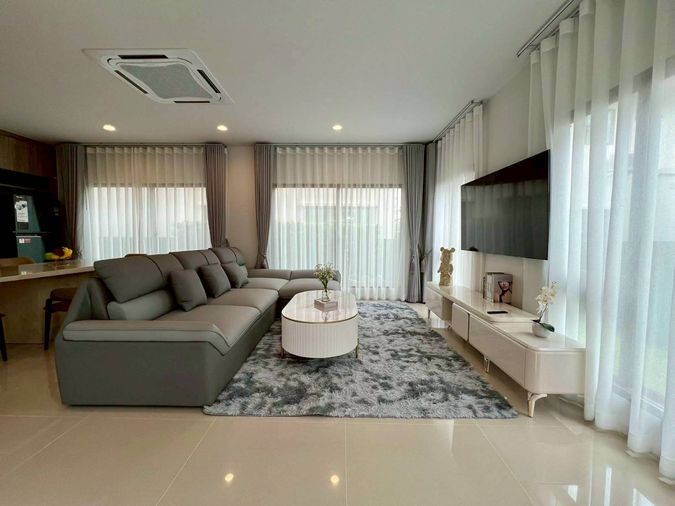 ขายบ้านเดี่ยว 4 ห้องนอน 238 ตร.ม. 65.7 ตร.ว. บุราสิริ กรุงเทพกรีฑา