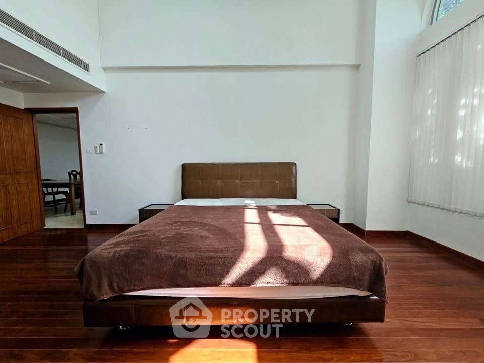 picture 1-BR Condo at All Seasons Mansion Condominium near BTS Phloen Chit (ID 2387285) - 2/6