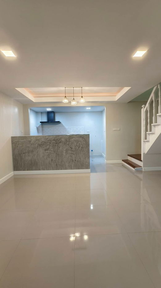 picture 2-Storey Townhouse in Hua Hin – Fully Renovated - 3/11