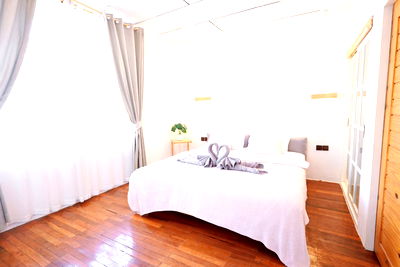 เช่าทาวน์โฮม ถนนรัชดาภิเษก : 🌟🏡 ให้เช่าด่วน! วิลล่าใจกลางเมือง รัชดาซอย 3 (3 นอน 4 เตียง) 60,000 บาท/เดือน ใกล้ MRT พระราม 9, Jodd Fair!