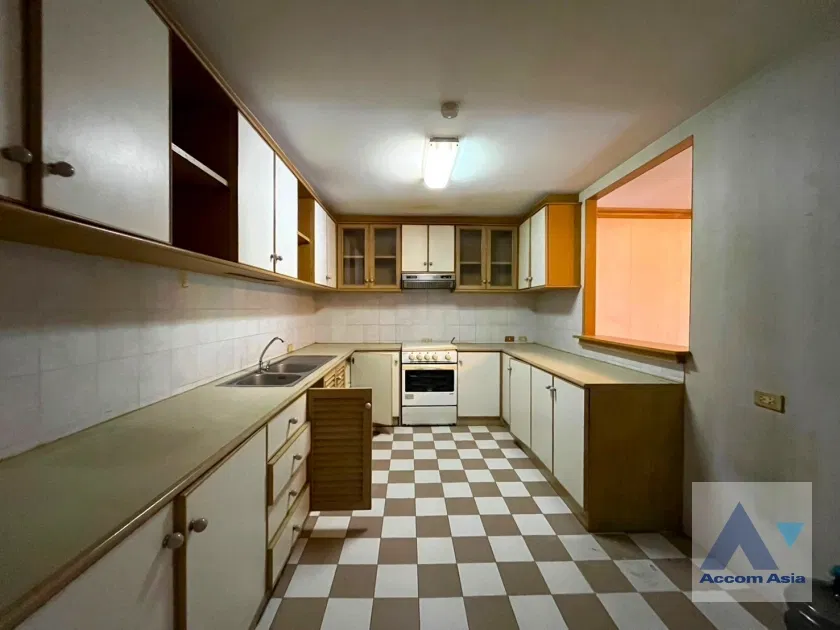 picture 🔼🔽 AccomA 📩  3 BR Condominium @The Concord (1510750) - 4/11