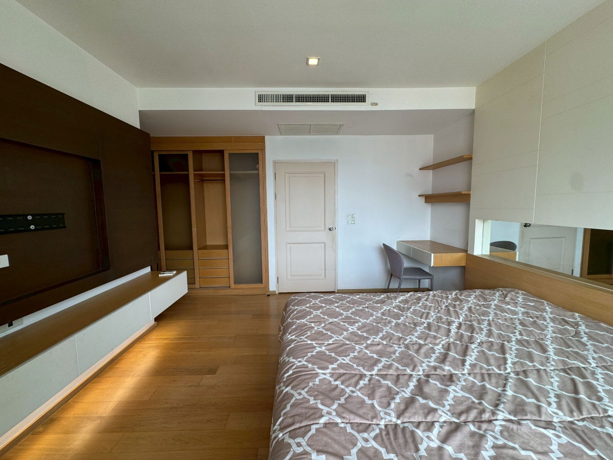 picture Noble Reflex 2 bedroom for rent, new room, furnished - 8/12