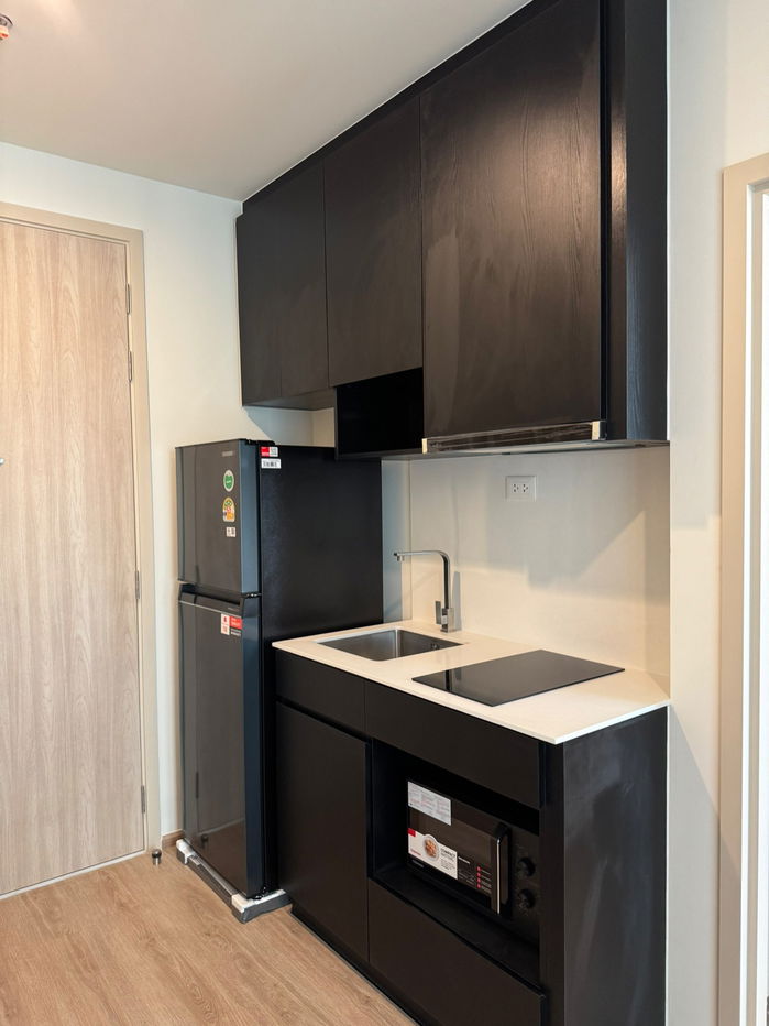 picture Ready to move in " 𝐍𝐮𝐞 𝐃𝐢𝐬𝐭𝐫𝐢𝐜𝐭 𝐑𝟗 " Fl. 14 Tower R (Corner room) Near : MRT-Rama 9 , G Tower - 10/11