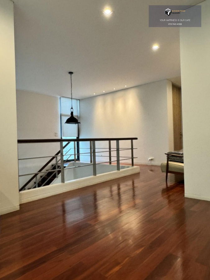 รูป บ้านเดี่ยว 2 ชั้น ซอยอาภาสิริ สไตล์โมเดิร์น สภาพดีมาก แยกเป็นสัดส่วน 🏡 两层现代独栋别墅 | 状况优良 | 区域分明 | 阿帕西里巷 #2025103112745 - รูปที่ 9/18