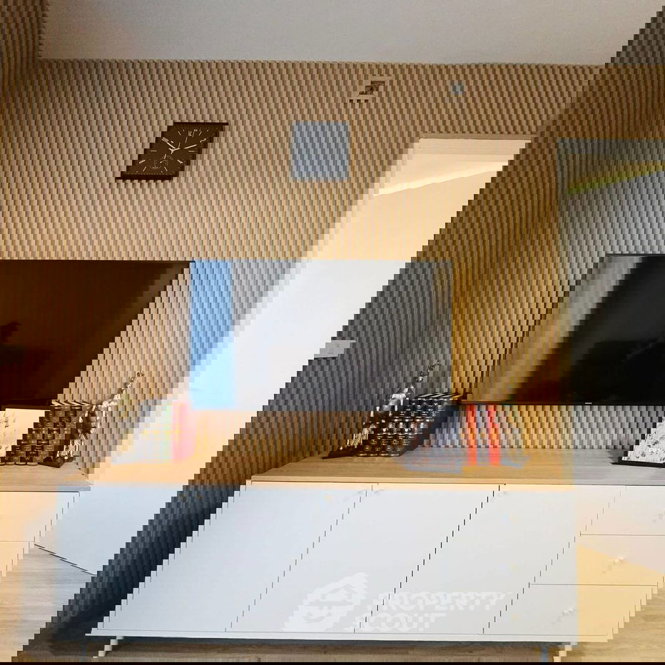 picture 2-BR Condo at Unixx South Pattaya close to Phratamnak (ID 2382564) - 2/7