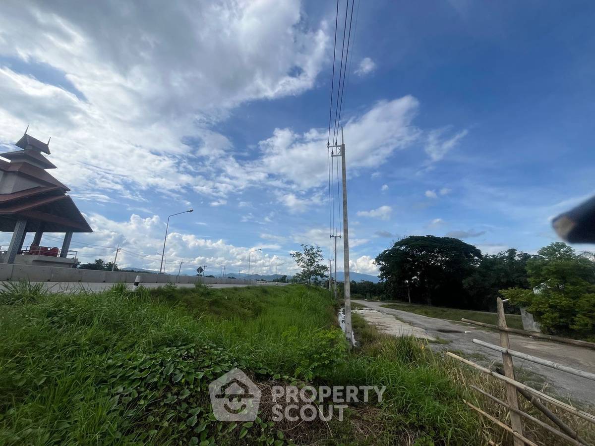 รูป ที่ดินสำหรับปล่อยขาย 4,800 ตารางเมตร แถว ใน บ้านกาด (ID 2386684) - รูปที่ 3/5