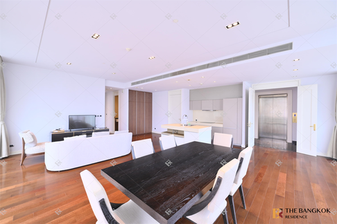 มาร์ค สุขุมวิท สะดวกสบายกับไลฟ์สไตล์สุด Luxury ใกล้ BTS สถานีพร้อมพงษ์