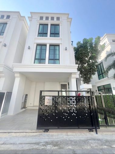 ให้เช่าบ้านเดอะ มาสเตอร์ เอกมัย-สุคนธสวัสดิ์ (THE MASTER Ekkamai-Sukhonthasawat) ทำเลเลียบทางด่วน-เกษตรนวมินทร์ ซอยสุคนธสวัสดิ์25