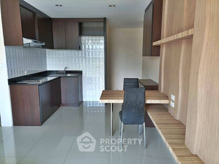 รูป คอนโด 2-ห้องนอน ที่ เดอะ ไพรด์ พัทยา ใกล้ พัทยาใต้ (ID 2386743) - รูปที่ 9/10