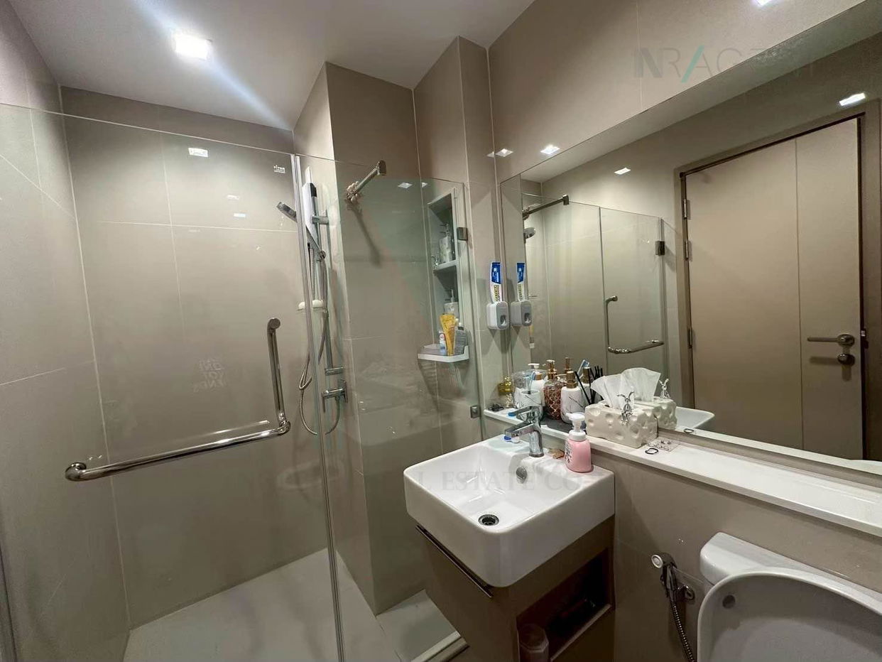 picture ð For Sell Condo LIFE SATHORN SIERRA Building 1, Floor 32,1 bed room, Room size 28 sqm - 1/8