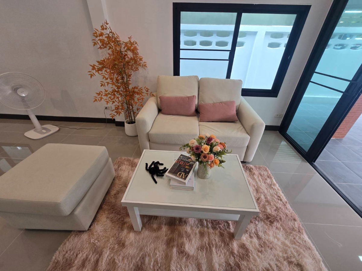 รูป บ้านเดี่ยวชั้นเดียว กว้างขวาง ตกแต่งใหม่ทั้งหมด ทำเลดี ใกล้รถไฟฟ้า หมู่บ้าน ทหารกองหนุน พระยาสุเรนทร์28 รามอินทรา109 บางชัน คลองสามวา - รูปที่ 9/25