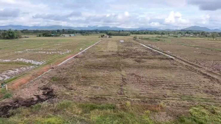 รูป ที่ดินสวยใกล้สนามบิน บ.ป่ากุ๊กเชียงราย - รูปที่ 4/7