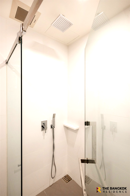 Condos for sale Yaowarat Road : The Room Rama 4 near MRT Hua Lamphong Station Don’t miss out!! Rare units