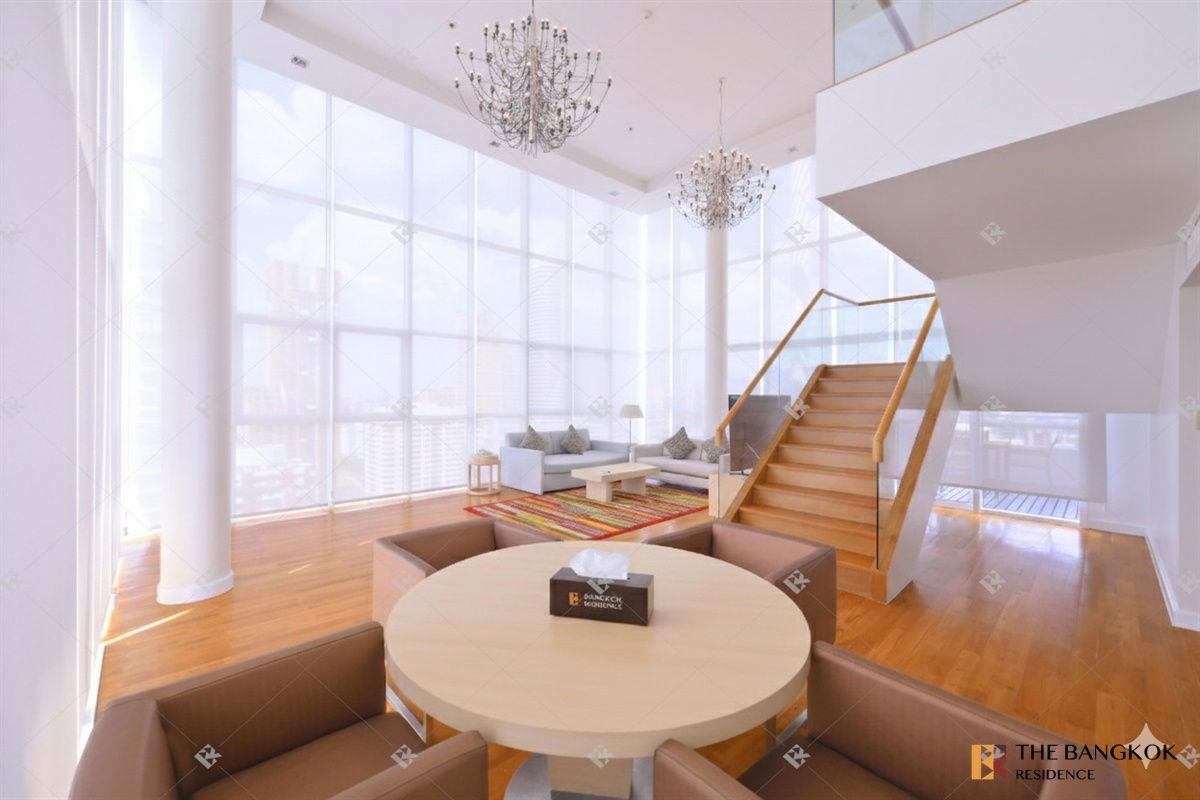 รูป Urbana Langsuan 🌟 Ultimate Living with the Spacious Room, Stunning View, 🌃 Near BTS Ratchadamri - รูปที่ 3/21