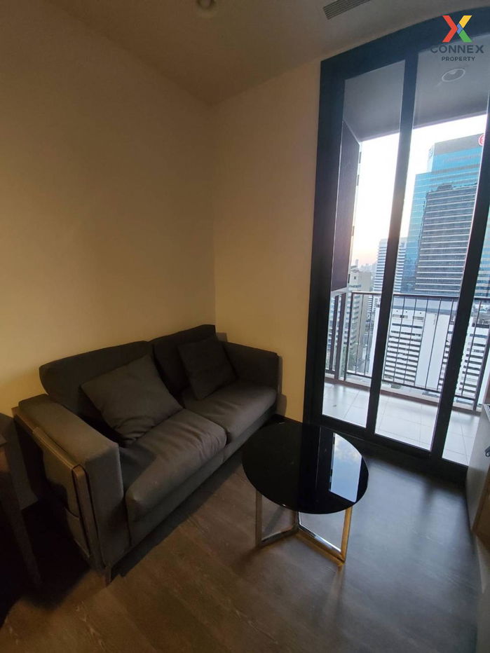 picture For Rent Condo , Oka Haus Sukhumvit 36 , BTS-Thong Lo , Khlong Tan , Khlong Toei , Bangkok , CX-130857 ✅ Live chat with us ADD LINE @connexproperty ✅  - 1/6