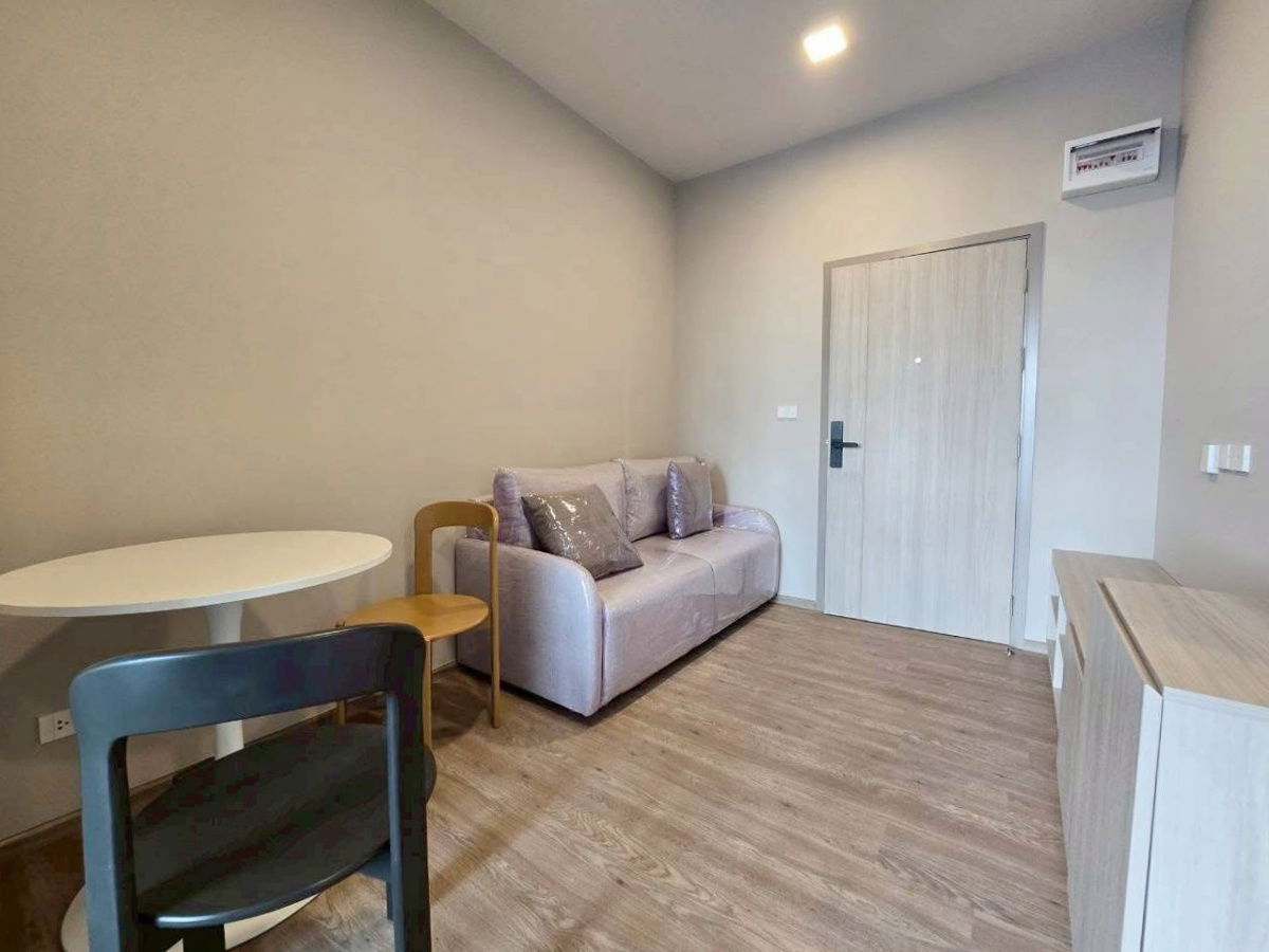 picture 💎Condo for rent Plum Condo New West, new room, fully furnished, complete with all appliances. - 2/8