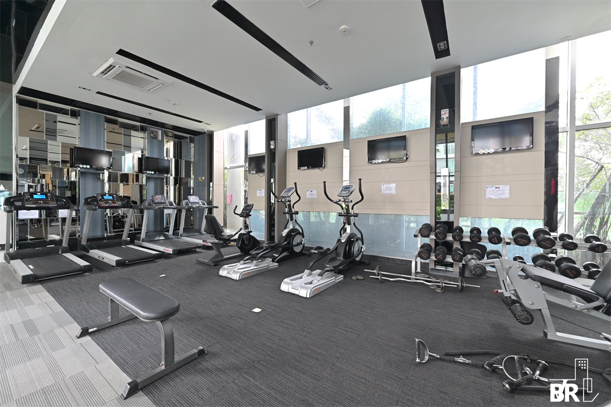 picture Easy Travel, Fully Utilized Space RHYTHM Ratchada near MRT Ratchadaphisek Station - 5/9