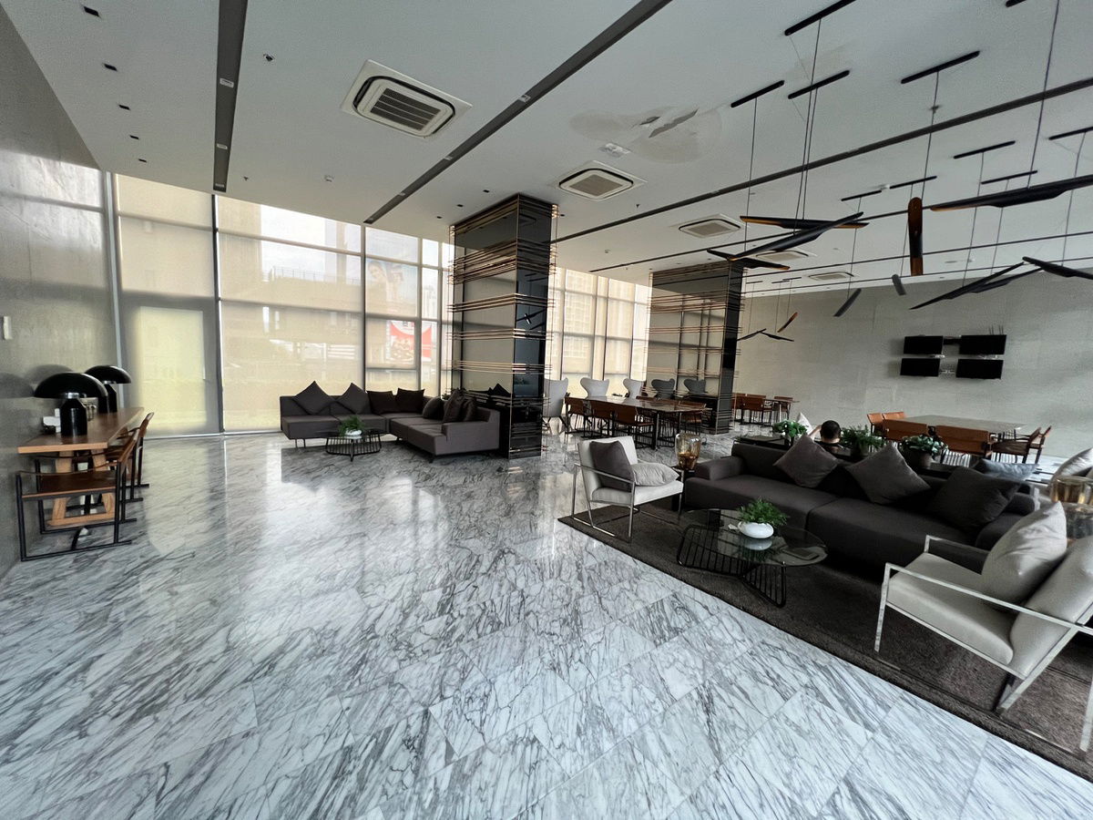 รูป Duplex 2 ชั้น! ห้องสวยที่สุด วิวพาโนรามา ชั้น 28 (สูงสุด) ชีวาทัย เรสซิเดนซ์ อโศก - รูปที่ 12/20