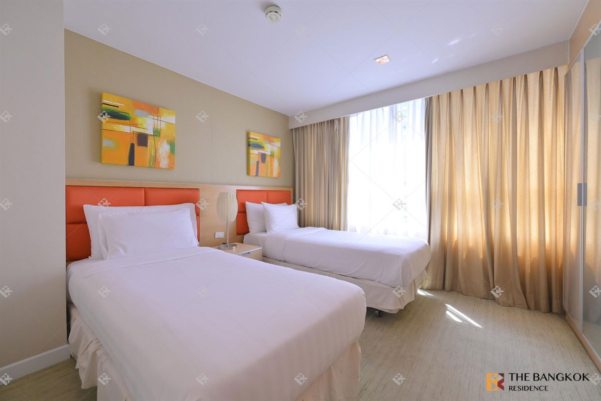 รูป Urbana Langsuan 💙 Spacious & Premium Fully Funished Unit Stunning City View 🌃 Near BTS Ratchadamri - รูปที่ 9/15