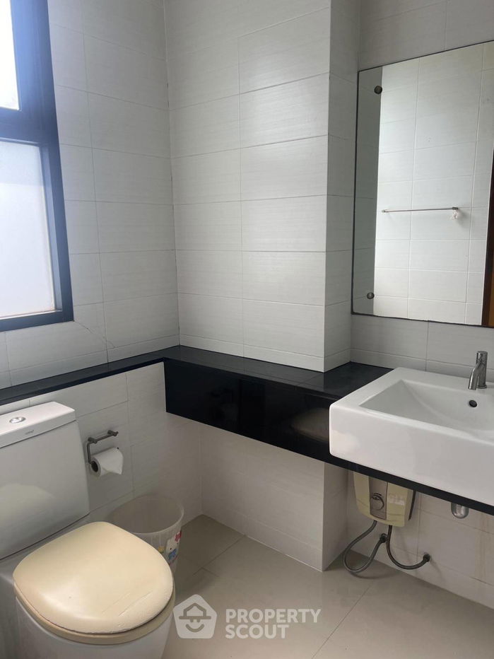 picture 2-BR Condo at Ideo Ratchada-Huaikwang near MRT Huai Khwang (ID 2386642) - 8/8