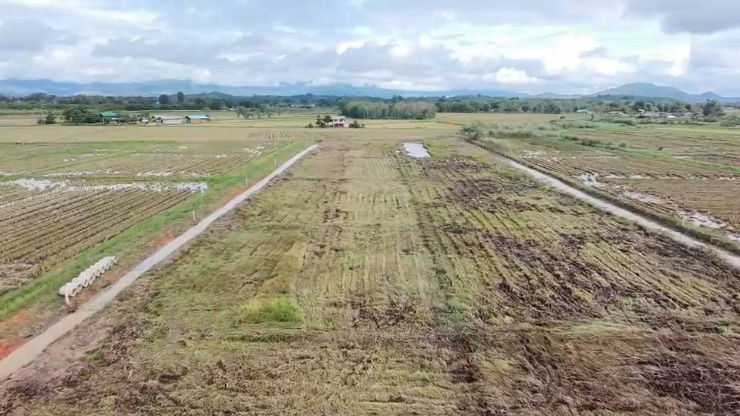 รูป ที่ดินสวยใกล้สนามบิน บ.ป่ากุ๊กเชียงราย - รูปที่ 3/7