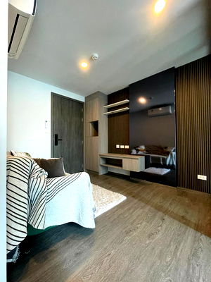 เช่าคอนโด ระยอง : Line id : @mheeploichao - ปล่อยเช่า Brixton ชั้น 3 ห้องใหญ่ มี 1 ห้องนอน 1 ห้องทำงาน ติดถนนสุขุมวิท แยกกรอกยายชาระยอง