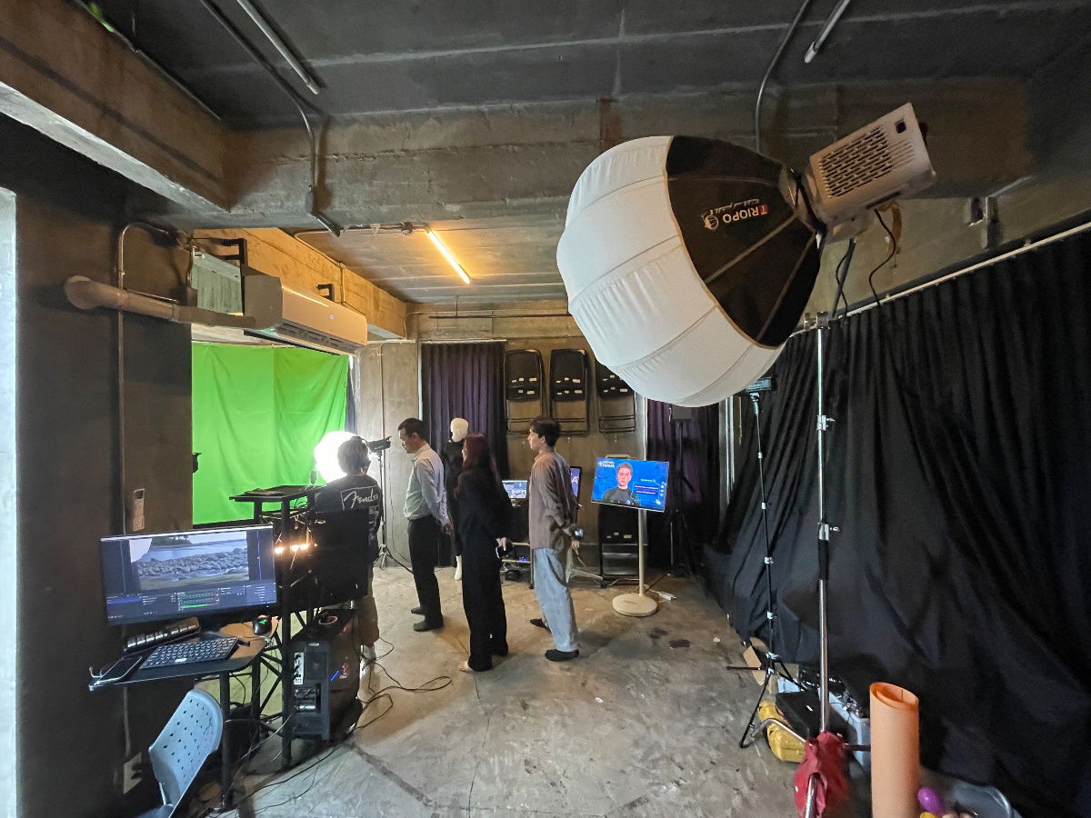 รูป ขาย Rare item Office 4.5 ชั้น สไตล์ลอฟต์ ห้องมุมวิวสวนซอย ทาวน์อินทาวน์16 ที่ดิน 39 ตรวา. พร้อมที่จอดรถ 9 คัน พิเศษเพียง17ลบ. - รูปที่ 7/7