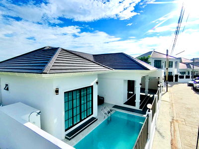 Houses for sale Nong Prue, Chonburi : For sale new pool villa nearly Jomtien beach 7.99 M