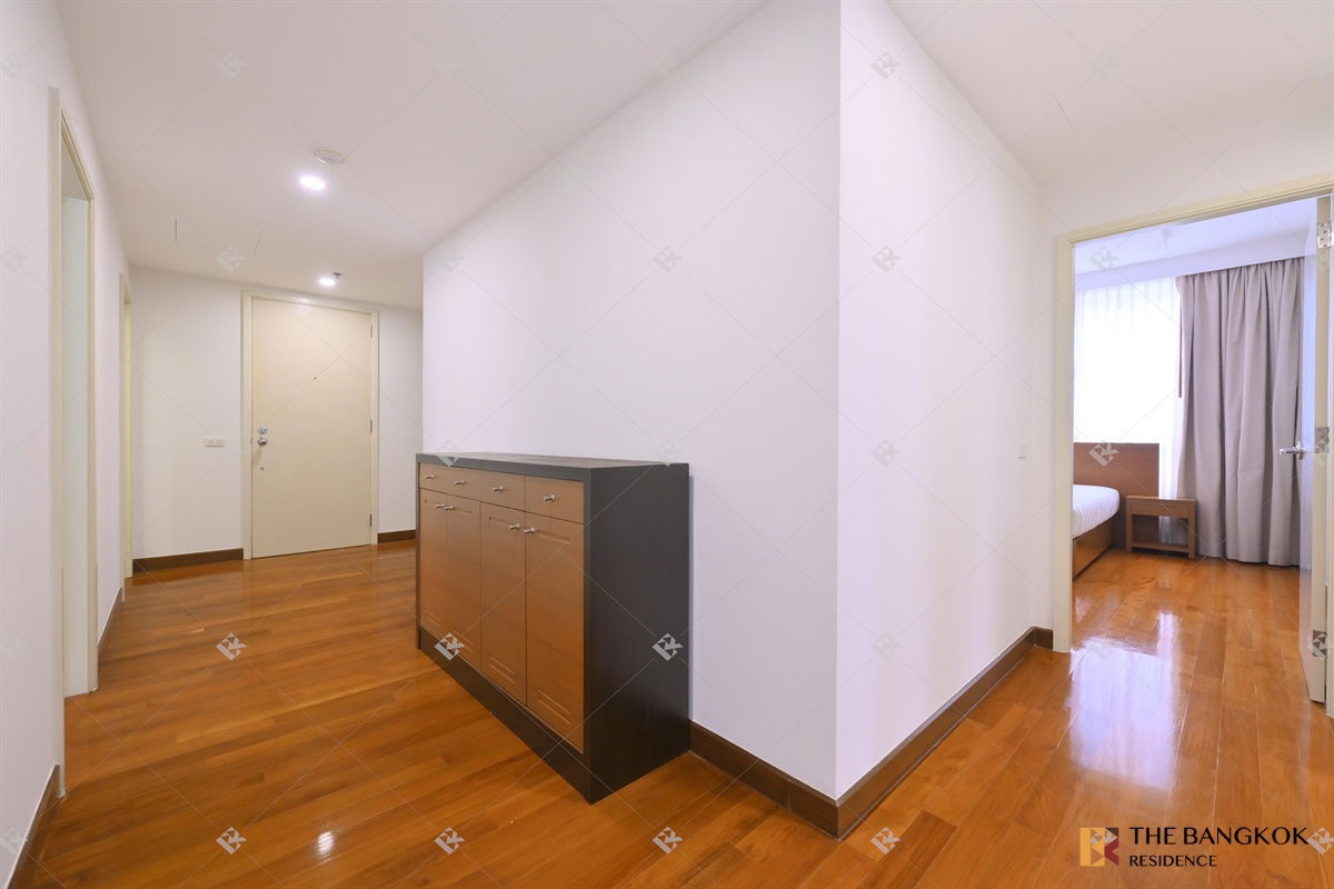 picture Langsuan Ville 🌟 Spacious Unit with Wide Balcony City View 🌆 Near BTS Ratchadamri - 13/17