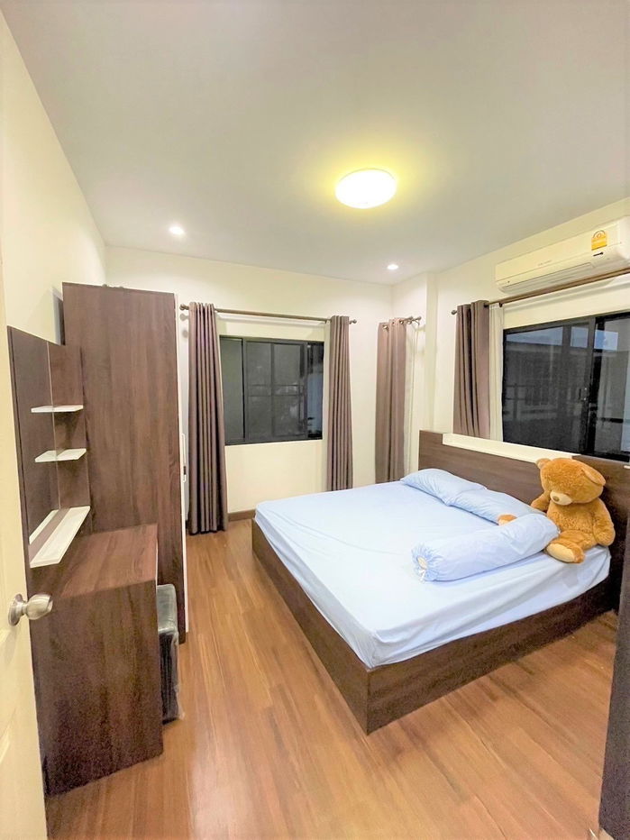 รูป ให้เช่าบ้านเดี่ยวสองชั้น  3 ห้องนอน 2 ห้องน้ำ 1 ห้องรับแขก 1 ห้องครัว   - รูปที่ 12/22