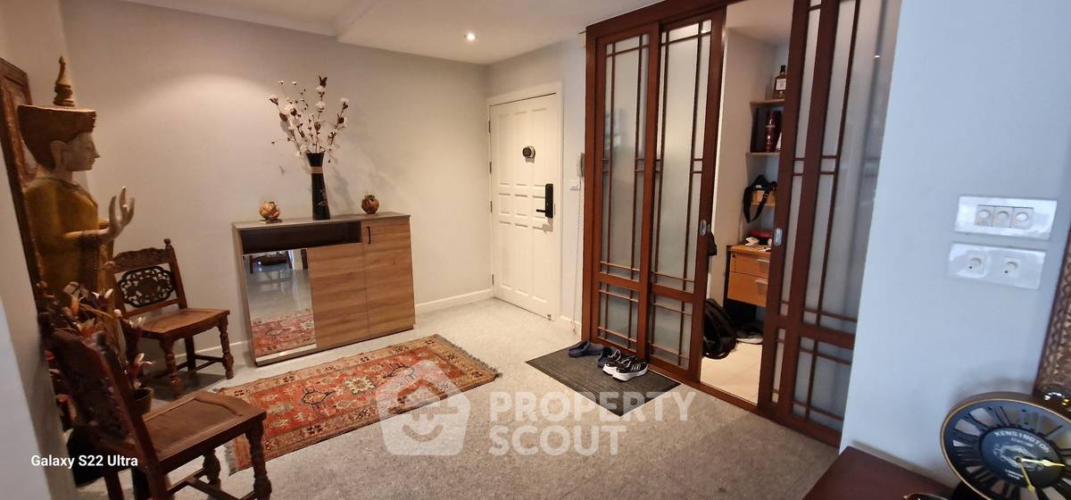 picture 2-BR Condo at Liberty Park 2 near ARL Makkasan (ID 2386711) - 8/19